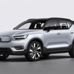 Volvo XC40 Recharge P8 AWD in Glacier Silver