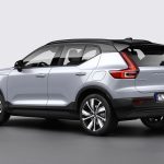 Volvo XC40 Recharge P8 AWD in Glacier Silver