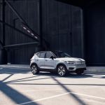 Volvo XC40 Recharge P8 AWD in Glacier Silver,